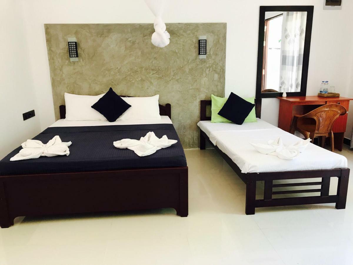 Kingdom Gate Hotel Анурадхапура Экстерьер фото